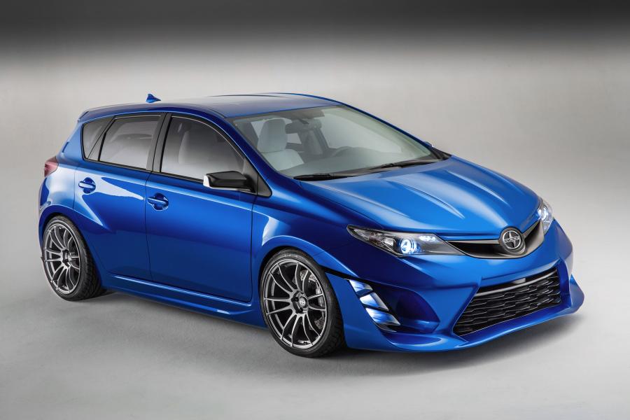  Scion iM Concept 2014 года  (фото 3 из 7)